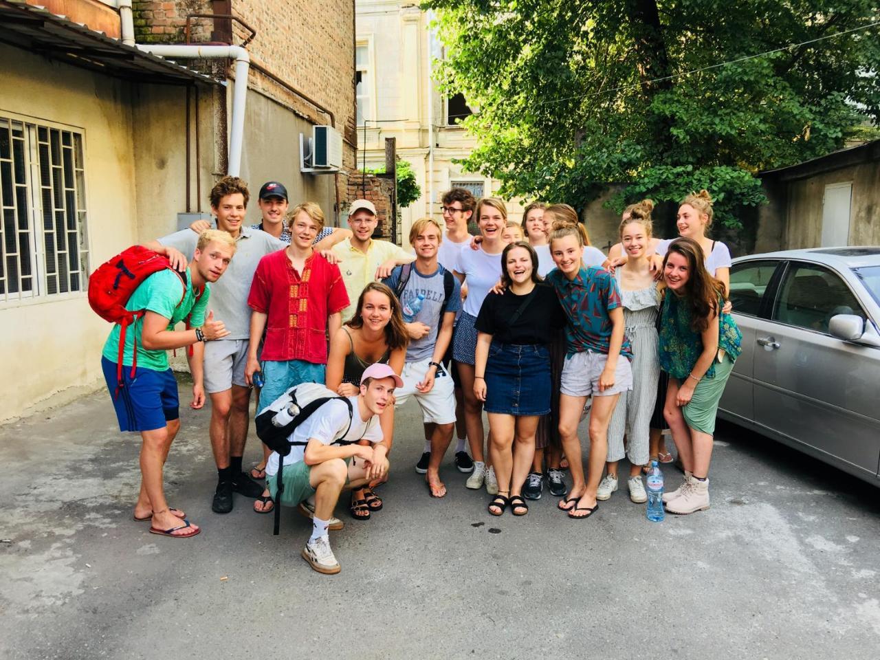 Taj Hostel Tbilisi Buitenkant foto